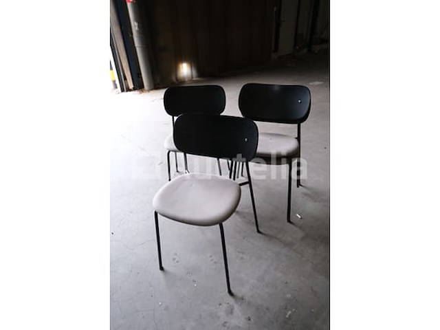 4 bijpassende stoelen menu - afbeelding 1 van  6
