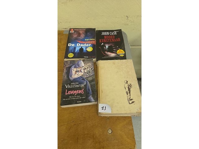 4 boeken - afbeelding 1 van  1