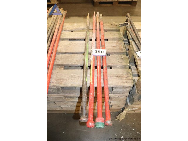 4 bouwpiketten - afbeelding 1 van  1