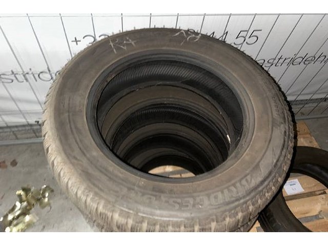 4 bridgestone banden - afbeelding 2 van  6