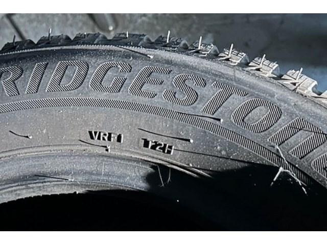 4 bridgestone banden - afbeelding 5 van  6