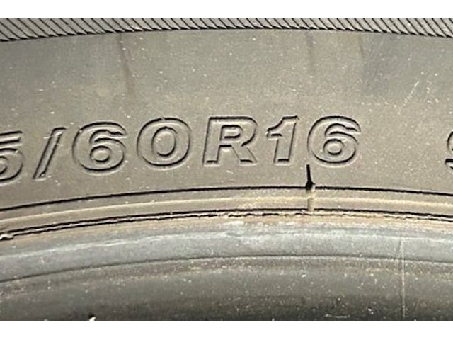 4 bridgestone banden - afbeelding 6 van  6