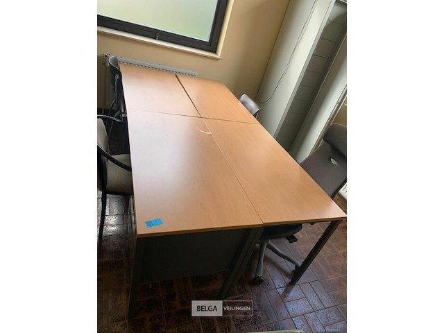 4 burelen met bureaustoel - afbeelding 1 van  6