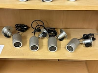 4 camera's