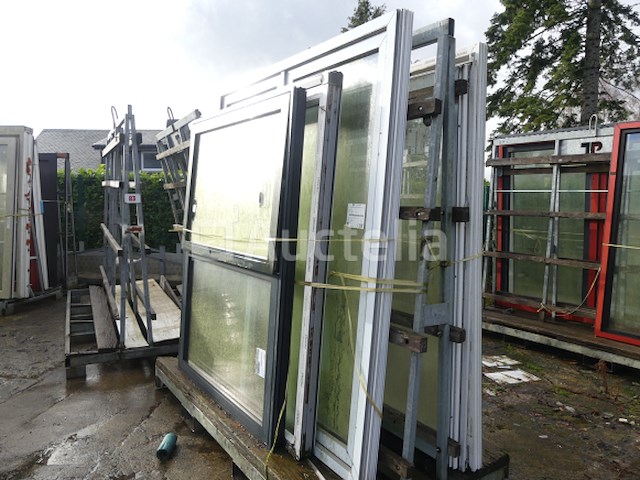 4 chassis en deur - afbeelding 1 van  6