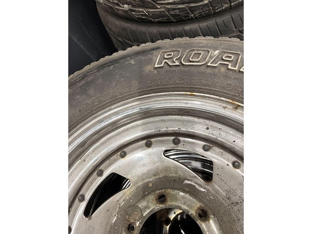 4 complete banden chevrolet - afbeelding 3 van  3