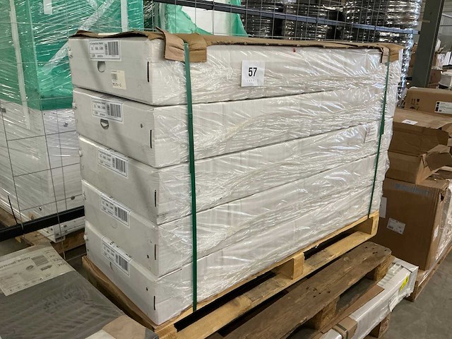 4-connections naked radiator (5x) - afbeelding 1 van  4