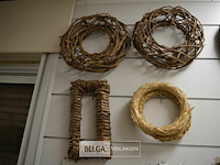 4 decoratiekransen - afbeelding 1 van  5