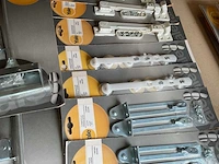4 deur pompen en bevestigingen - afbeelding 6 van  8