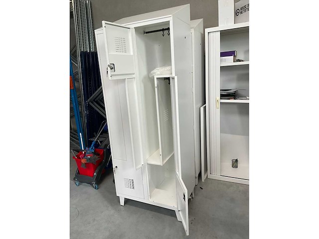 4-deurs lockerkast (2x) - afbeelding 3 van  5