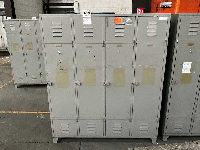 4-deurs lockerkast (3x) - afbeelding 2 van  2