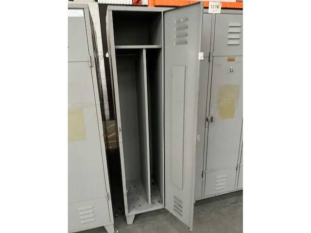 4-deurs lockerkast (3x) - afbeelding 2 van  2