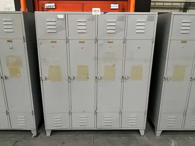 4-deurs lockerkast (3x) - afbeelding 1 van  2