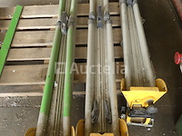 4 dewalt radiale zaag vouwtafels - afbeelding 1 van  5
