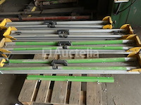 4 dewalt radiale zaag vouwtafels - afbeelding 3 van  5