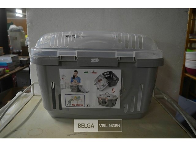 4 dierenmandjes max 8 kg - afbeelding 1 van  2