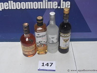 4 div flessen vodka, wo nemiroff - afbeelding 1 van  1