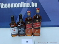 4 div flessen whiskey, wo johnnie walker - afbeelding 1 van  2