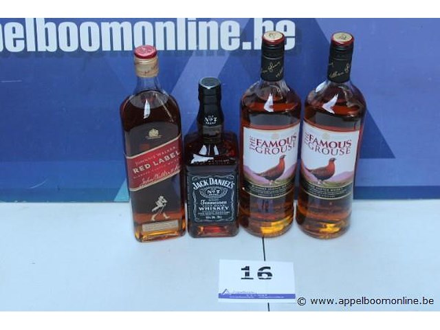 4 div flessen whiskey, wo johnnie walker - afbeelding 1 van  1