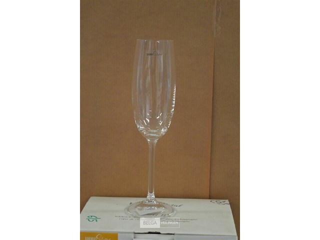 4 div glazen - afbeelding 4 van  4