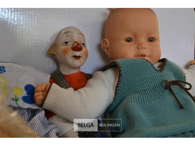 4 div poppen (1 stuk) - afbeelding 3 van  4