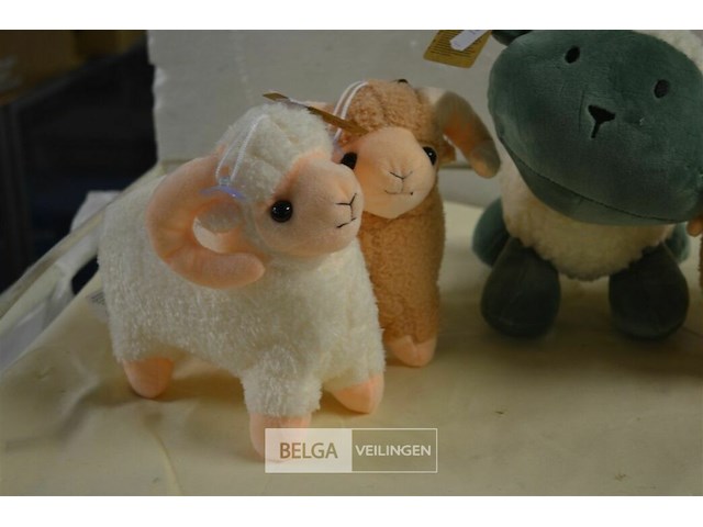 4 div soorten knuffels - afbeelding 3 van  3