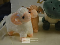 4 div soorten knuffels - afbeelding 3 van  3