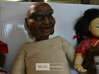 4 div. soorten poppen - afbeelding 3 van  5