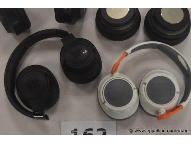 4 div wireless headphones, zonder kabels, werking niet gekend - afbeelding 2 van  4