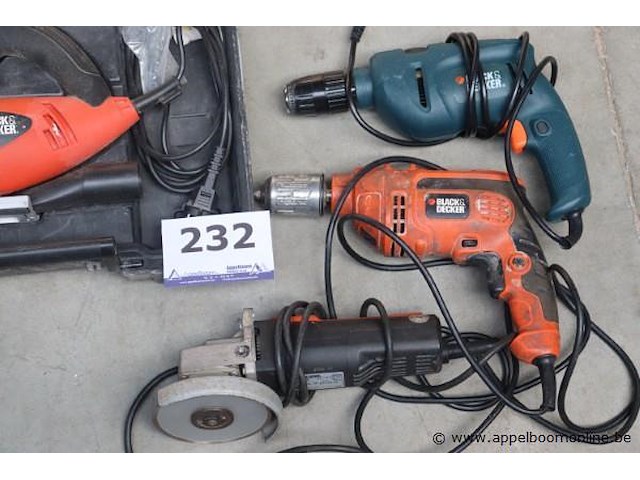 4 diverse elektrische handgereedschappen, werking niet gekend - afbeelding 2 van  3