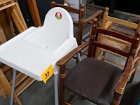 4 diverse kinderstoelen - afbeelding 1 van  5