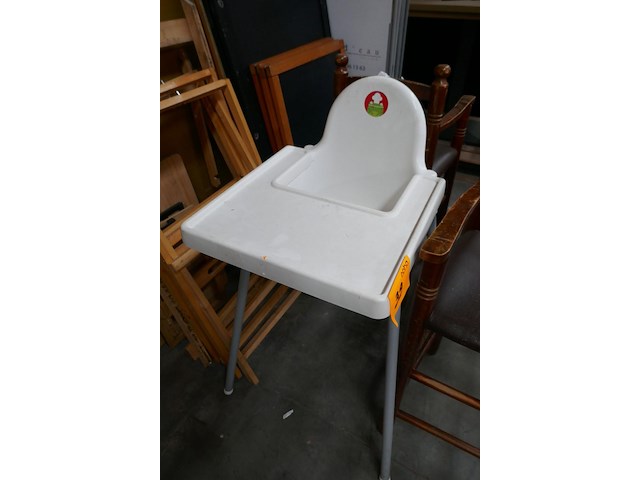 4 diverse kinderstoelen - afbeelding 2 van  5