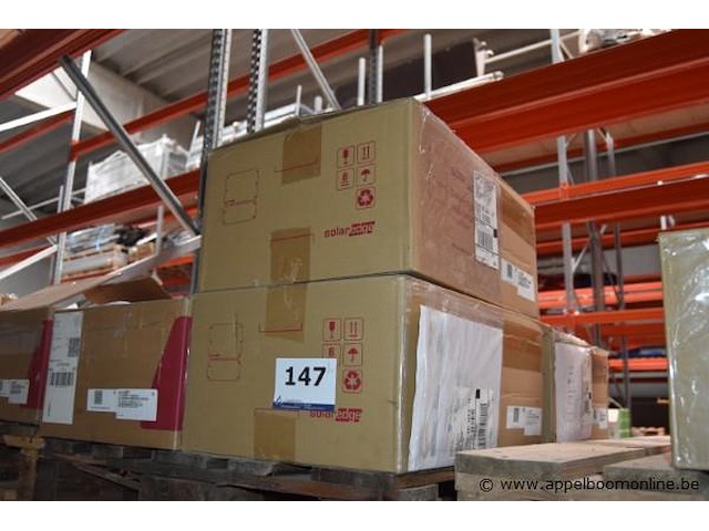 4 diverse omvormers, solaredge, wo. se5000h-rw000ben4 en se2200h-rw000ben4, werking niet gekend - afbeelding 1 van  4