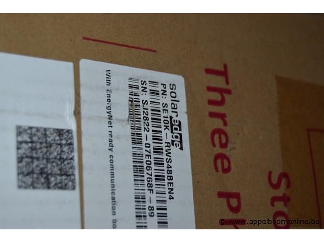 4 diverse omvormers, wo. solaredge, se10k-rws48ben4, 10kw, werking niet gekend - afbeelding 2 van  3