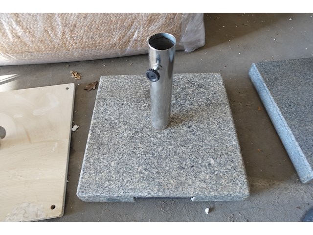 4 diverse parasolvoeten - afbeelding 4 van  5