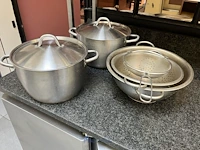 4 diverse potten