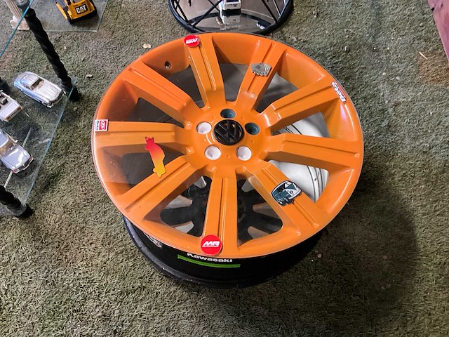 4 diverse salontafels - afbeelding 6 van  11