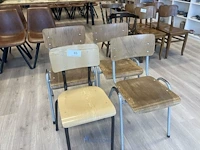 4 diverse stoelen