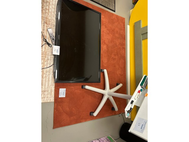 4 diverse tapijten - afbeelding 1 van  3