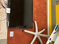 4 diverse tapijten - afbeelding 1 van  3