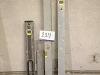 4 diverse waterpassen - afbeelding 2 van  2