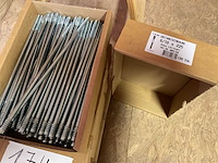 4 dozen afstand schroeven - afbeelding 2 van  6