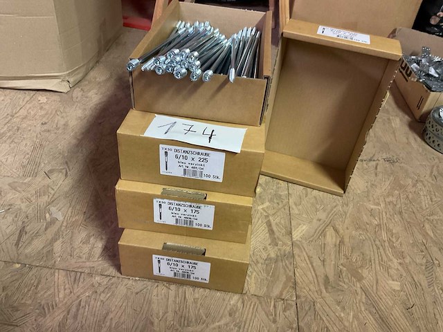 4 dozen afstand schroeven - afbeelding 6 van  6