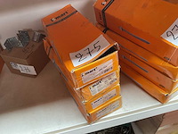 4 dozen beton ankers - afbeelding 1 van  2
