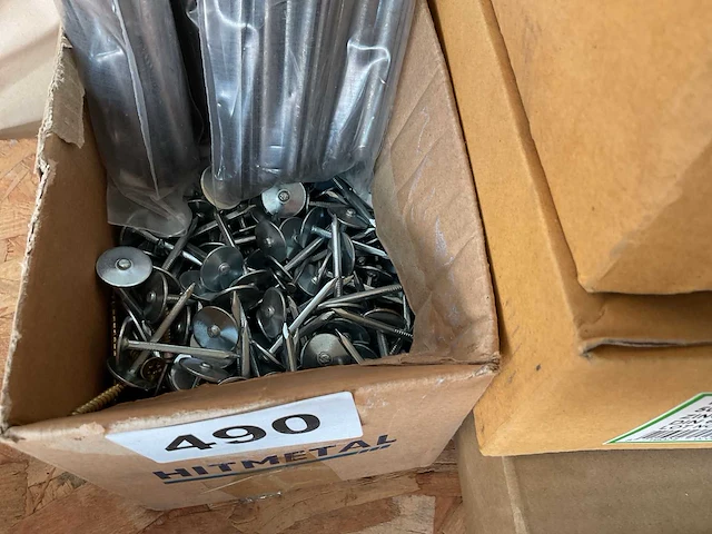 4 dozen bouten moeren en nagels - afbeelding 4 van  5