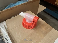 4 dozen diverse doppen voor bidons - afbeelding 5 van  11