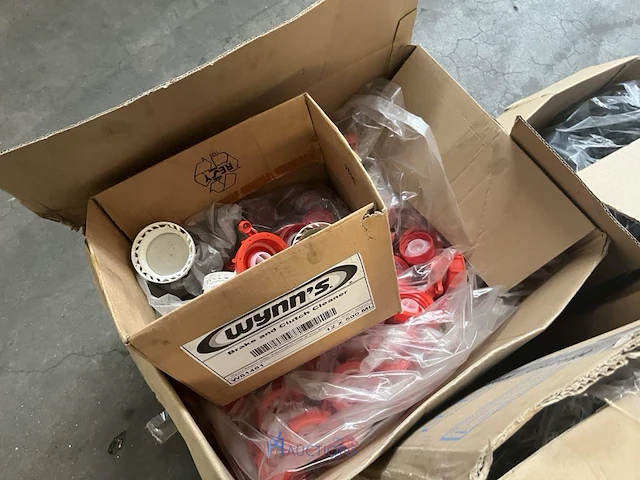 4 dozen diverse doppen voor bidons - afbeelding 7 van  11