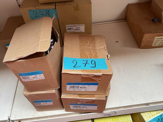 4 dozen dopmoeren - afbeelding 1 van  4