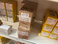 4 dozen galvanische nagels