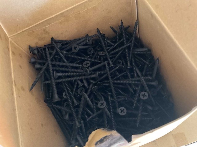 4 dozen gipsplaatschroeven ; houtdraadbouten - afbeelding 3 van  5